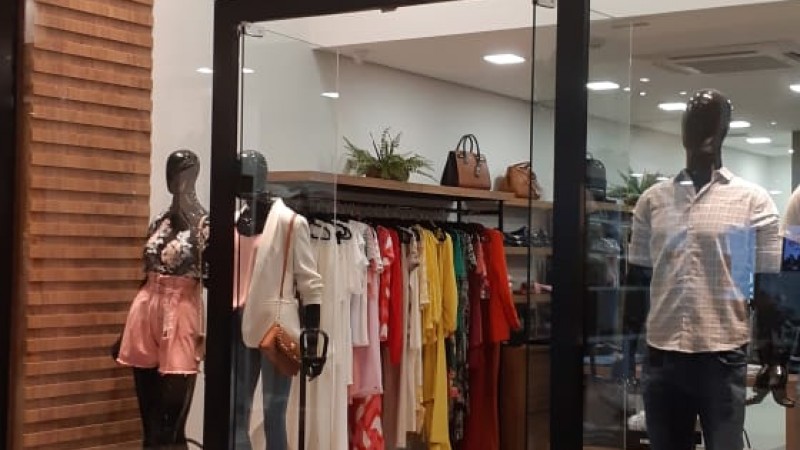 Sabrina Fernandes Store